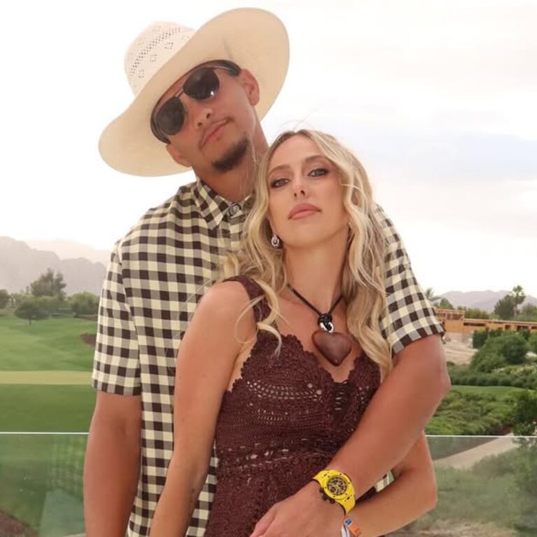Brittany Mahomes, Patrick Mahomes Cheeky Stagecoach Pics
