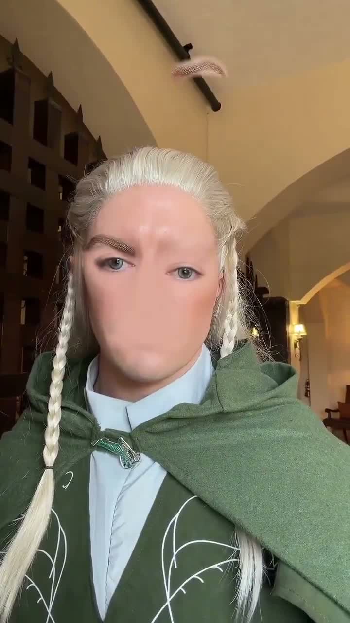 The croissant tastes like wax.