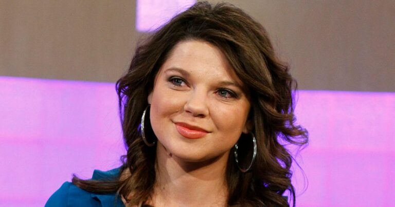 Amy Duggar Slams Kendra Duggar for Supporting Joseph