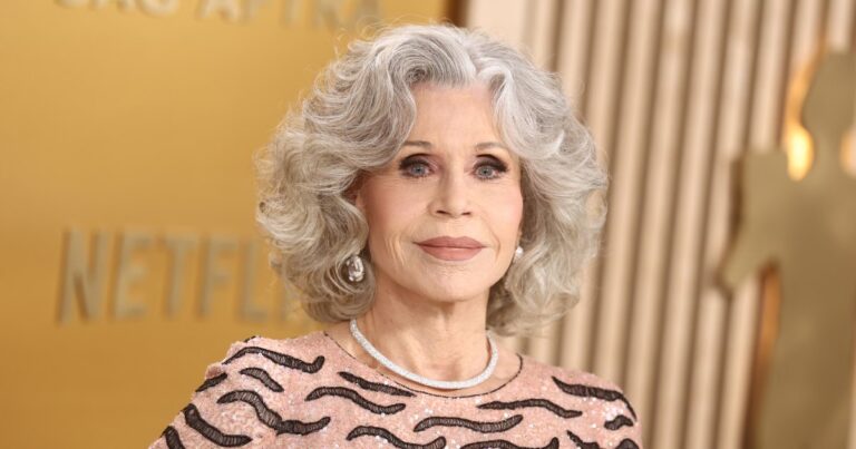Jane Fonda Uses This Serum That Users Say ‘Fills the Wrinkles’