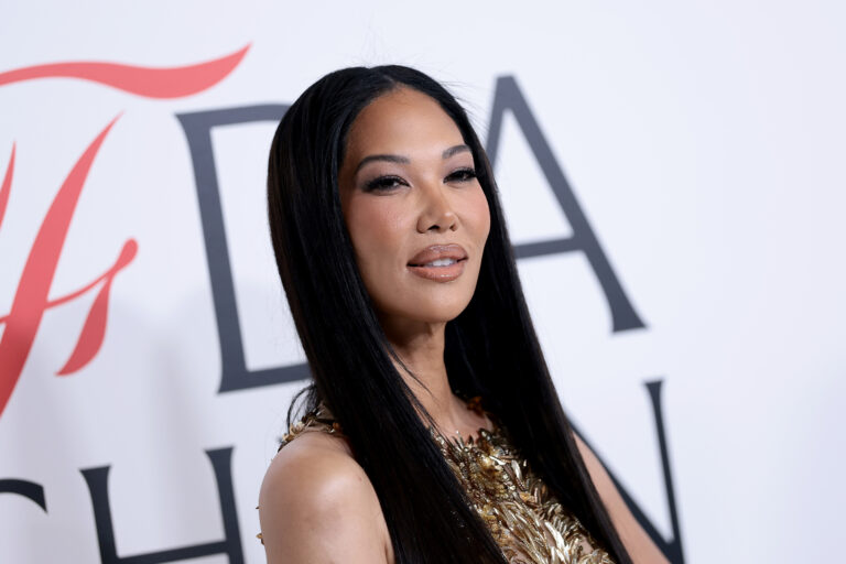 Kimora Lee Simmons’ Husband Files For Divorce Amid Jail Time