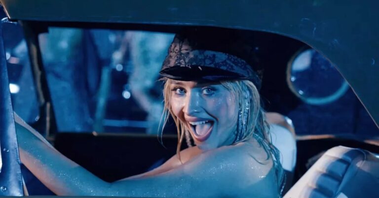 Only People Who Were Obsessed With Sabrina Carpenter’s Coachella Performance Can Pass This Lyrics Test