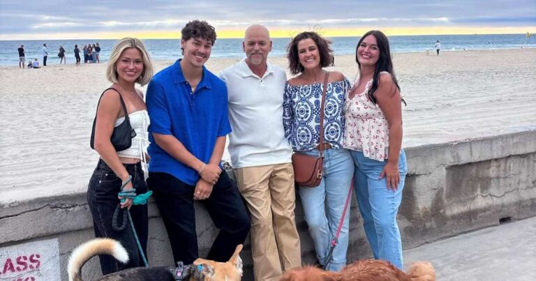 Meet His Parents and 2 Siblings