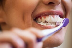 Hospital-acquired pneumonia reduced by daily toothbrushing