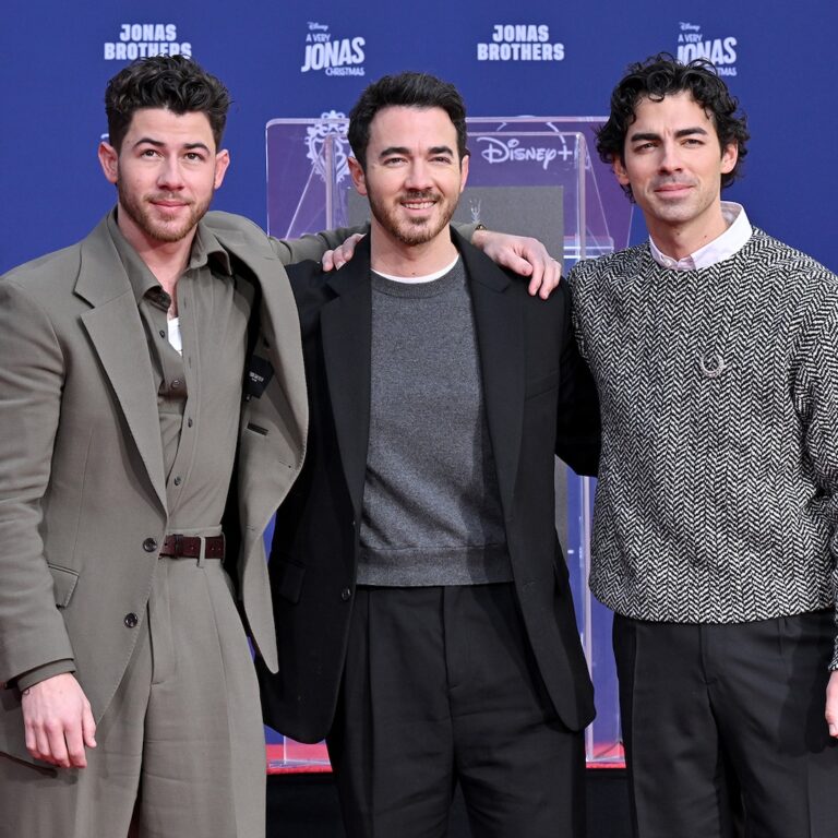 Nick Jonas, Joe Jonas, Kevin Jonas on Mom Denise After Stroke