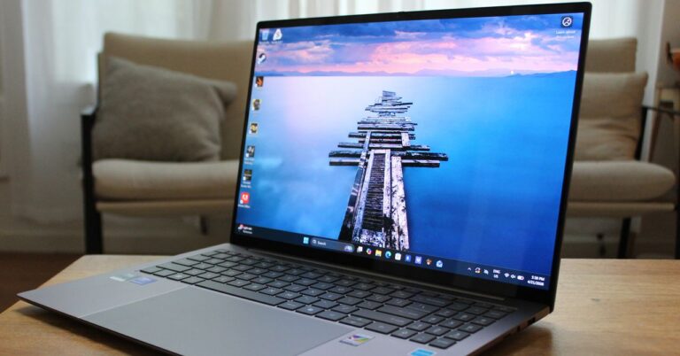 Acer Swift 16 AI (2026) Review: Where Do Your Hands Go?