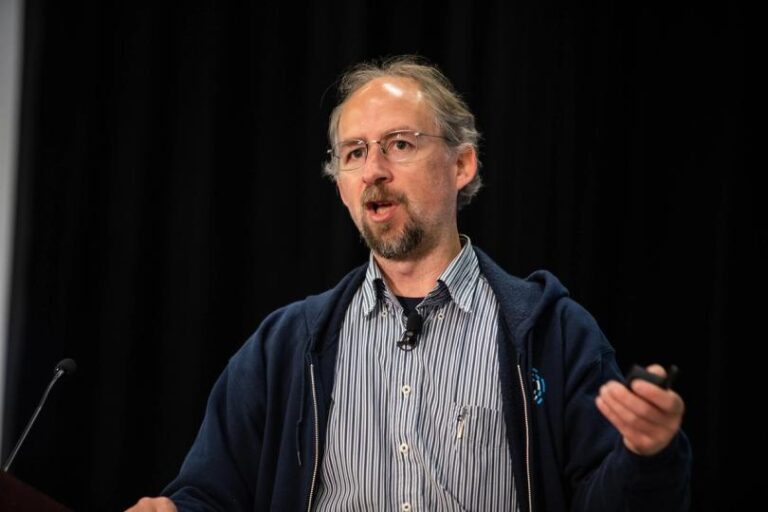 Bitcoin’s quantum debate splits as Adam Back pushes optional upgrades over forced freeze