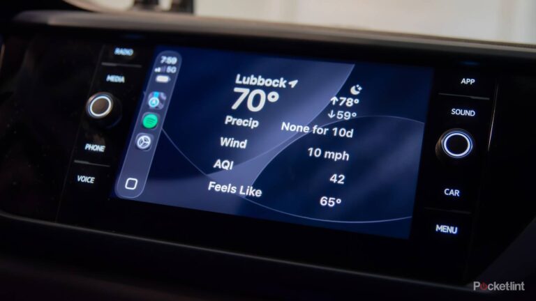 Apple CarPlay just quietly rolled out a game-changing new feature