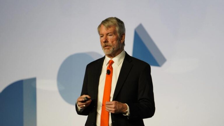 Michael Saylor’s MSTR bitcoin (BTC) holdings are back in profit