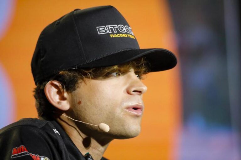 XXI higher by 8% on merger plans with Strike and bitcoin miner Elektron Energy