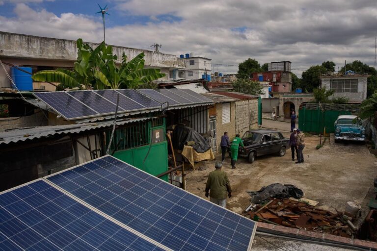 As Cuba’s grid fails, solar power becomes a lifeline » Yale Climate Connections