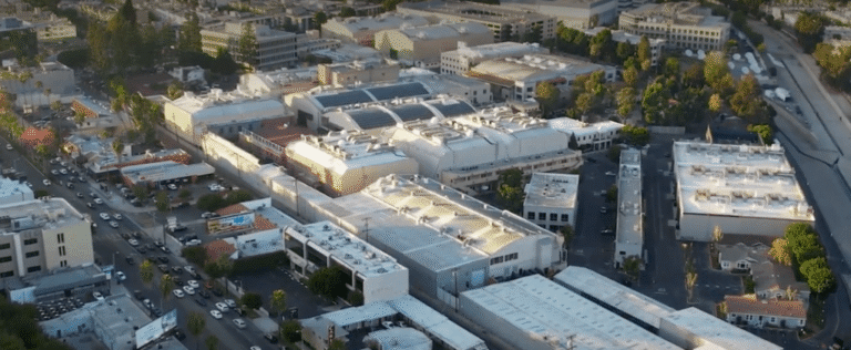 Netflix In Negotiations To Buy Radford Studios