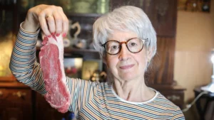 Eating more meat may lower Alzheimer’s risk for some people