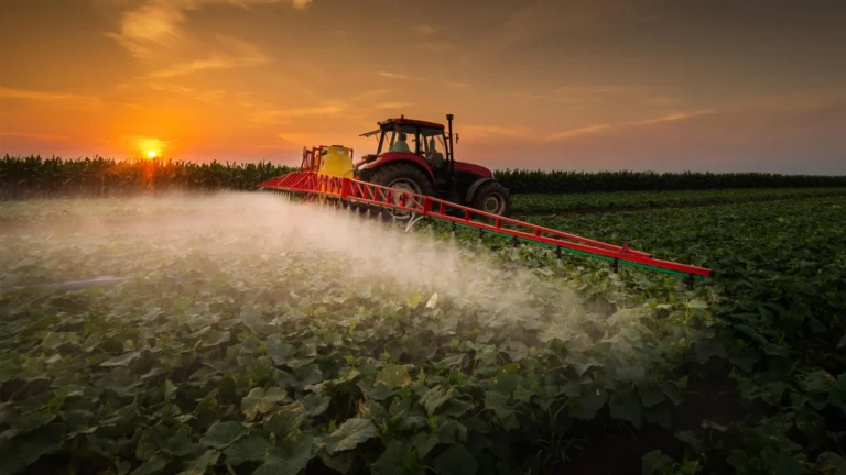 Pesticide exposure linked to 150% higher cancer risk in major study
