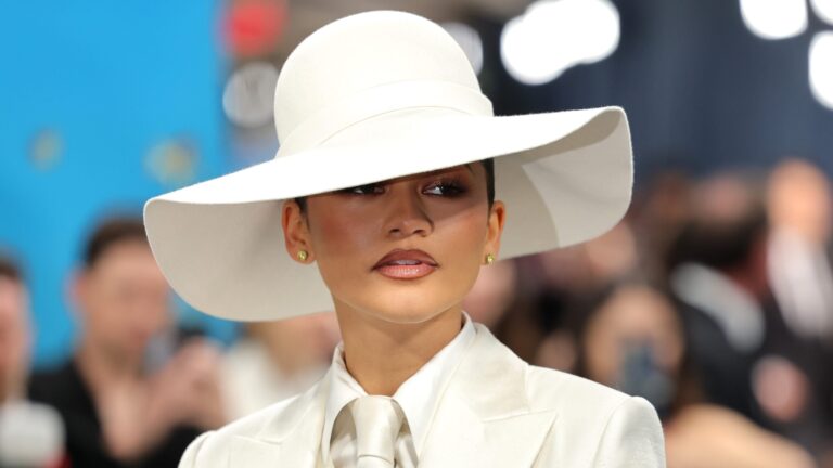 2026 Met Gala: Who’s Boycotting, Who’s Definitely Attending, & …