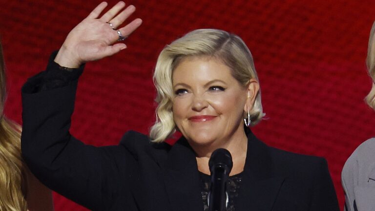 Natalie Maines of ‘The Chicks’ Blasts Donald Trump in Furious Rant