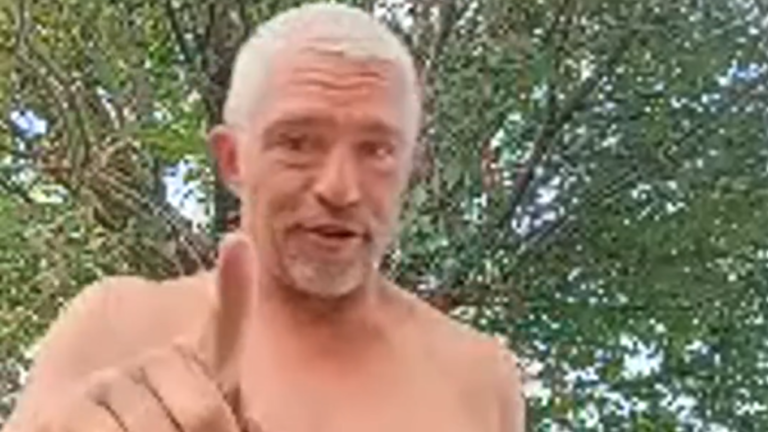 Matt Brown Rambles & Undresses in Public Park, Alarming Fans