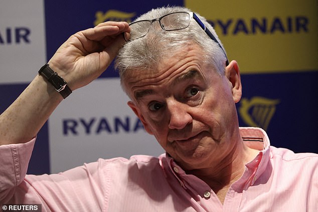 Early morning pre-flight airport pints should be banned, Ryanair boss says