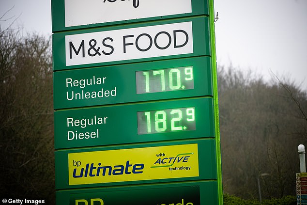 Labour must slash fuel duty and reduce motorway speed limits to prevent economic damage amid Iran war, says Left-wing think tank