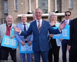 Trade union members are as likely to support Reform as they are Labour, poll reveals