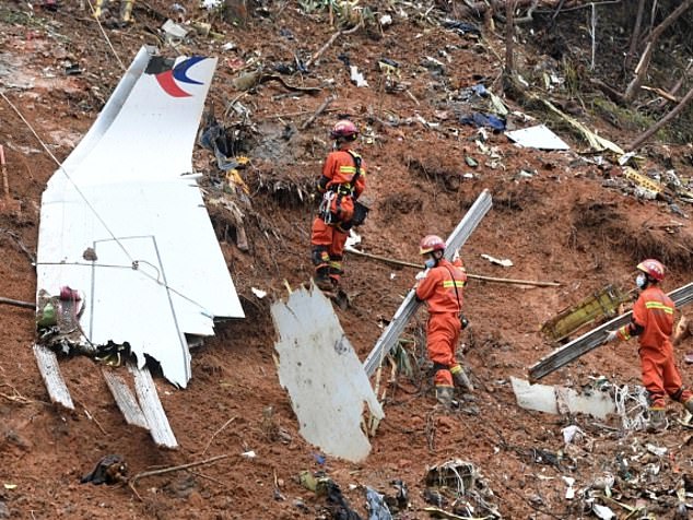 18-second ‘fight’ in cockpit of death-plunge Boeing jet: Recordings ‘reveal screams, rows and rapid breathing during battle over controls’ as plane nosedived leaving 132 dead in China