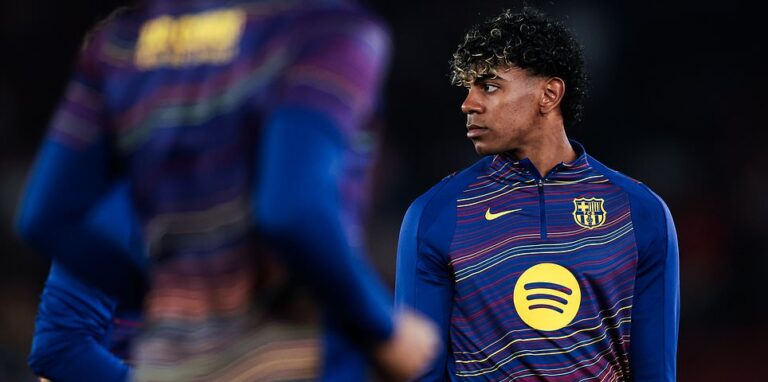 Barcelona vs Real Madrid – La Liga LIVE: Hansi Flick’s side look to seal title in style after turbulent week for their bitter rivals