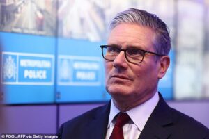 Starmer’s week gets worse as No10 accused of Mandelson files ‘cover-up’ – by Parliament’s own intelligence watchdog