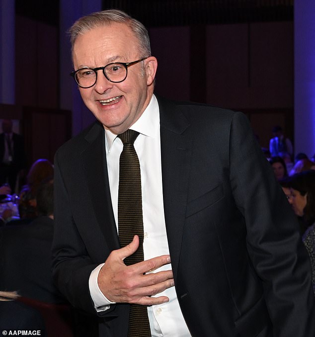 Anthony Albanese set to collect major international leadership award in New York