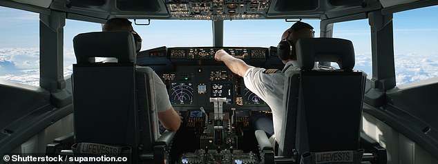 Pilot accidentally caught in flirty mix-up with air traffic controller