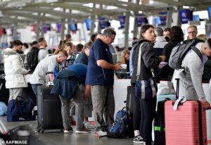 Hundreds left scrambling after Australian travel company cancels holidays at the last minute