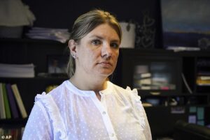 Shameless Midwest mom who oversaw $250m Somali fraud scam gets ENORMOUS prison sentence that will see her remain behind bars until she’s a very elderly woman