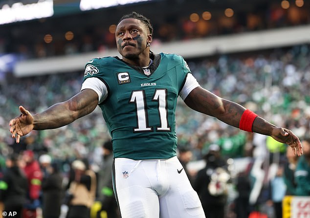 Kansas City Chiefs could make huge trade for AJ Brown after Rashee Rice is thrown in jail