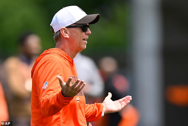 Ruthless new NFL coach savages his quarterbacks over ’embarrassing’ mistakes in practice