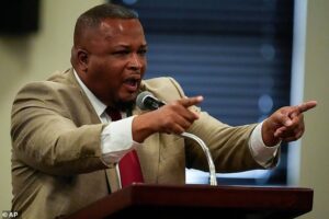 Foul-mouthed pot-smoking pastor who failed in Democrat run for governor slams ‘older white men and women’