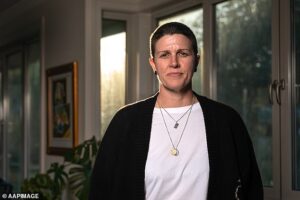 The silent symptoms Melbourne mum ignored before a devastating bowel cancer diagnosis – as cases in young Australians triple