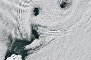 A Sea of Spinning Clouds
