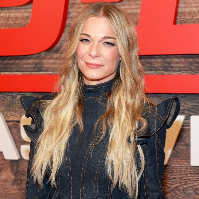 LeAnn Rimes Details Family Health Crisis After Cryptic Anniversary Post