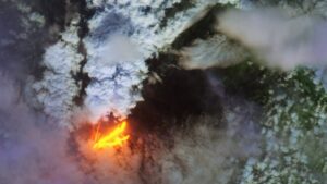 Is Venus volcanically active? Big Hawaiian eruption in 2022 could help scientists find out