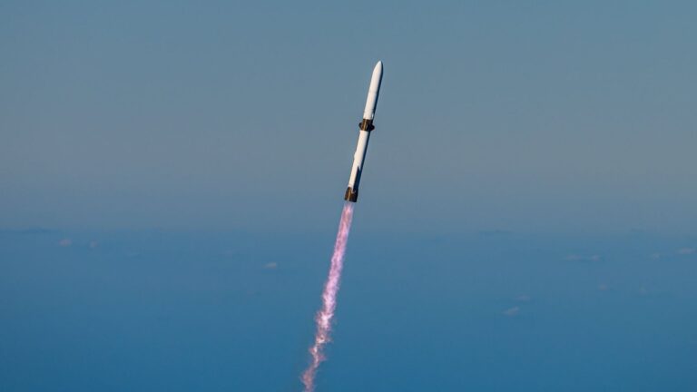 Blue Origin’s New Glenn rocket explodes in massive fireball during prelaunch test