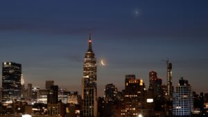 Don’t miss Mars, Saturn and the moon form a cosmic triangle before dawn on May 14