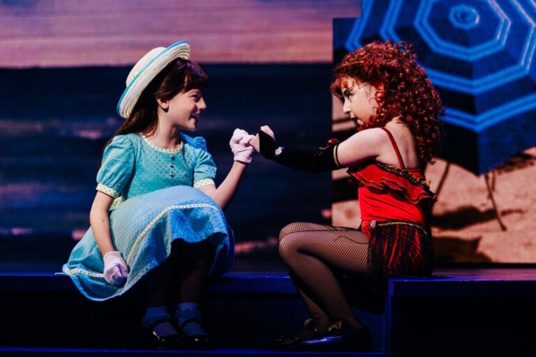 ‘Beaches’ Sets Early Broadway Closing Date After Tony Award Nominations Shutout