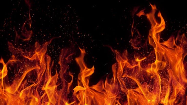 3 investment trusts on fire across my SIPP and Stock and Shares ISA