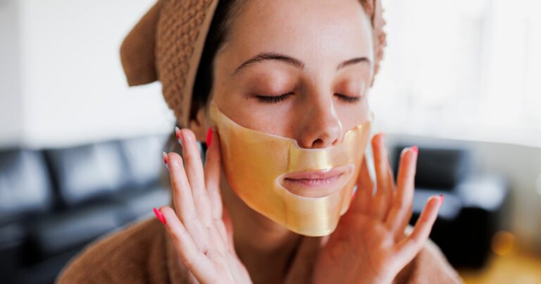 Shoppers Say Their ‘Skin Feels Tighter’ After Using This Chin Mask