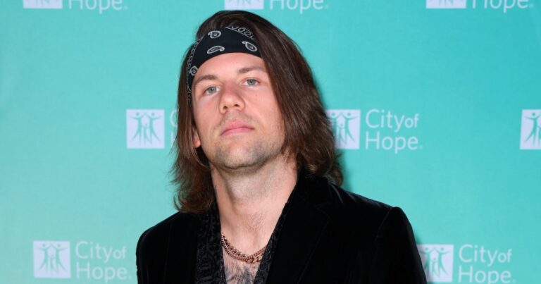 Who Is Caleb Shomo? What to Know About the Beartooth Singer