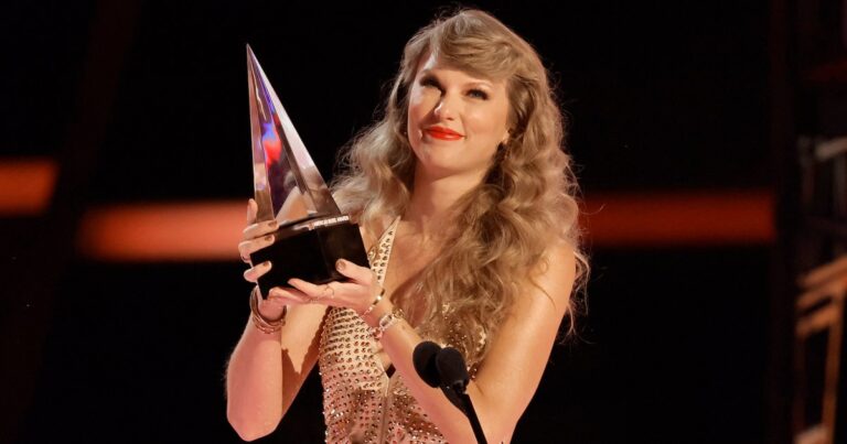 AMAs 2026 Nominees and Winners: See the Complete List