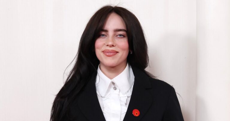 Billie Eilish Details Her Tourette’s Syndrome Tics