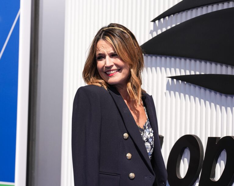 Savannah Guthrie Reportedly Bursts Into Tears on ‘Today’ Set as Mother Remains Missing