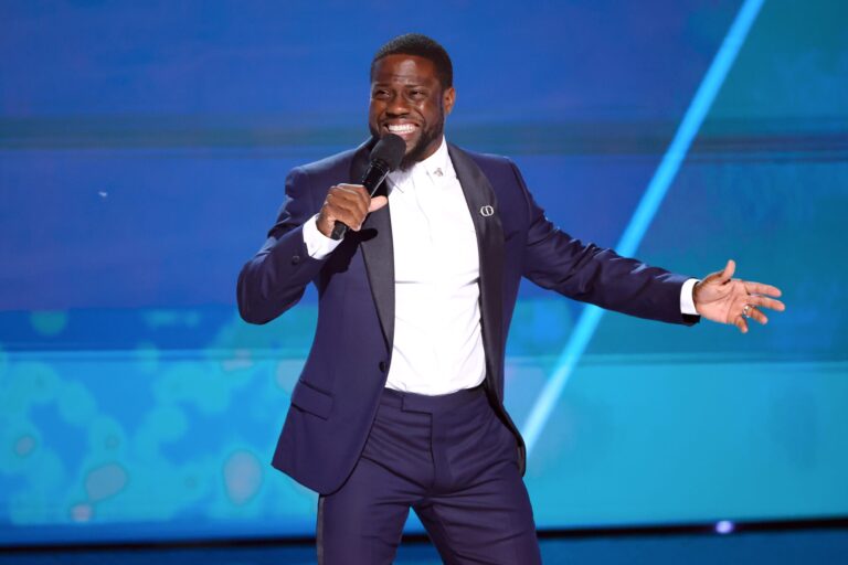 George Floyd’s Family Blasts Kevin Hart, Tony Hinchcliffe Following Shocking Roast Joke