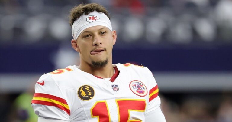 NFL Insider Gives Warning About Patrick Mahomes’ Injury