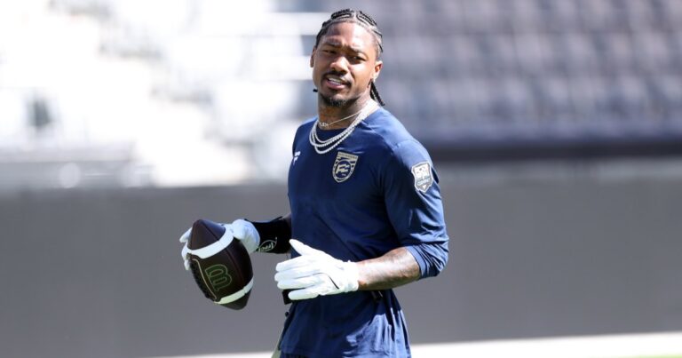Patriots Star Stefon Diggs Found Not Guilty in Assault Trial